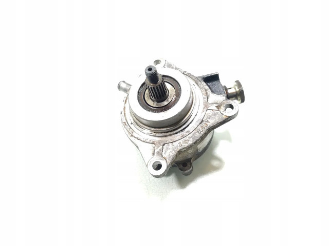 POMPA Podciśnieniowa Nissan Navara 2.5 D 4x4