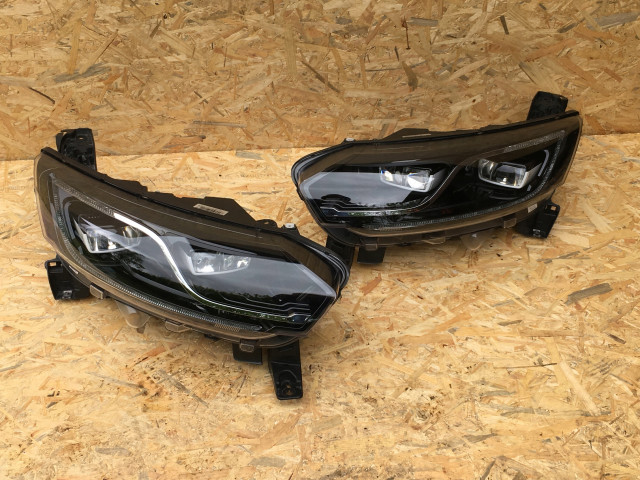 Přední světlo 260608372R, 260108498R Renault