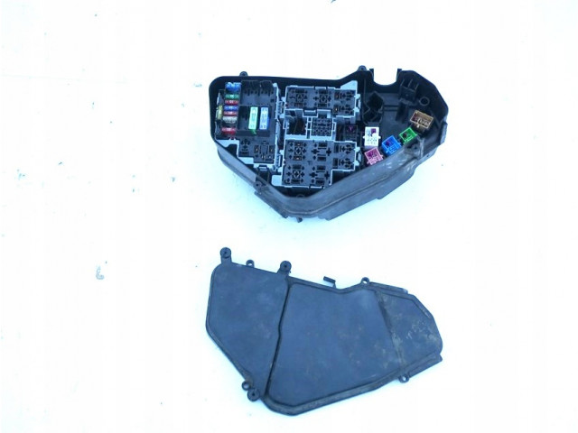 Pojistková skříňka I 3,0 V6 TDI 02- 7L0937576B., 7L0937576B 7L0937576B Volkswagen