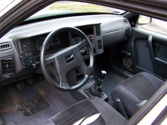 VOLVO 440 460 1,6 1,8 2,0 ПАНЕЛЬ ПРИБОРОВ СПИДОМЕТР 1993-97  440460V40           