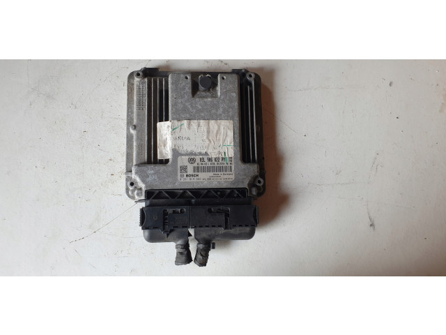 БЛОК УПРАВЛЕНИЯ VW EOS 2.0 TDI 0281015882 03L906022PM  0281015882,   Bosch 