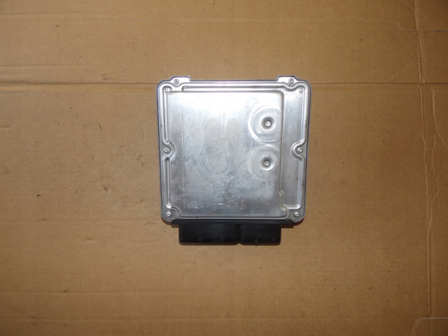 Блок управления 0281011882 vw caddy 1.9 tdi Bosch