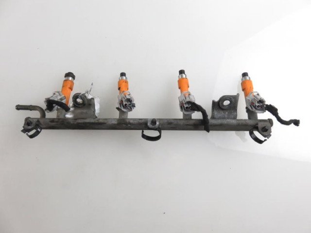 Vstřikovací lišta M654231 Inny pro benzínový motor