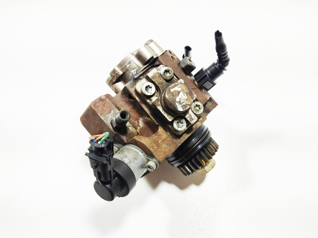 Vstřikovací čerpadlo 0445010170, 8200690744 Nissan Diesel