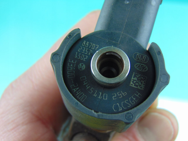 Vstřikovač 33800-2A400, 338002A400 33800-2A400 Bosch Diesel