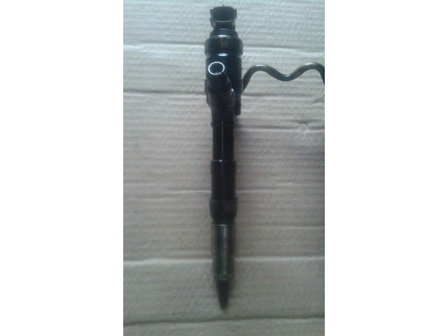 Vstřikovač  23670-0G010  Toyota       Diesel