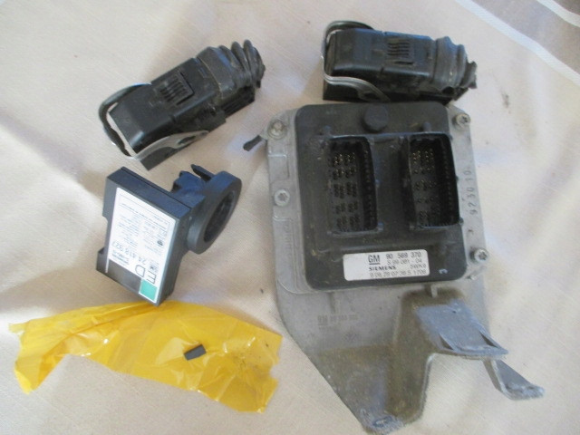 Řídící jednotka 90569370, SIEMENS Opel