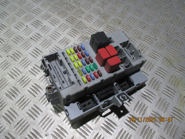 Pojistková skříňka FIAT II 46846746 SKRZYNKA,