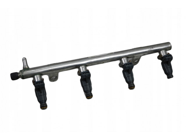 Vstřikovací lišta A0000788723 Bosch pro benzínový motor