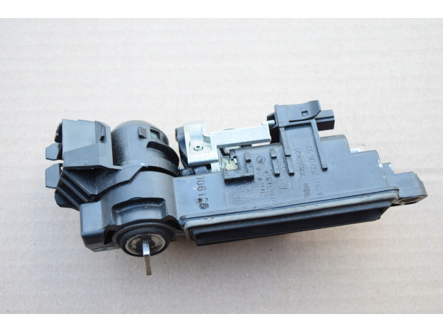 MERCEDES W211 W219 ZAMEK РУЧКА ЗАСЛОНКИ ЗАДН.  2037500693   Mercedes-Benz   