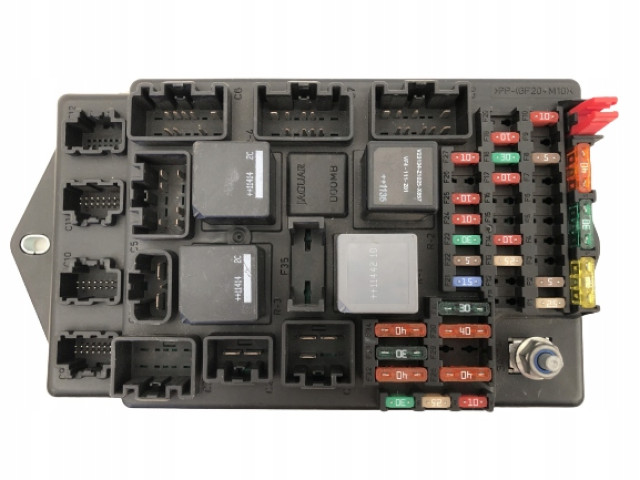 JAGUAR XK БЛОК ПРЕДОХРАНИТЕЛЕЙ BW83140628