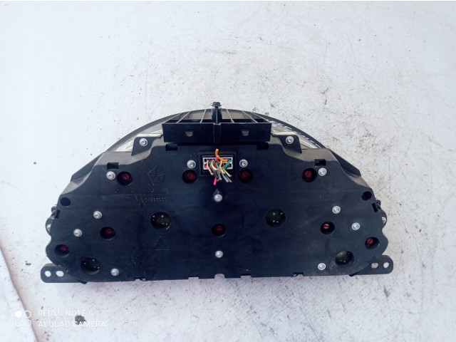 ПАНЕЛЬ ПРИБОРОВ СПИДОМЕТР JEEP CHEROKEE LIBERT 04832731AB