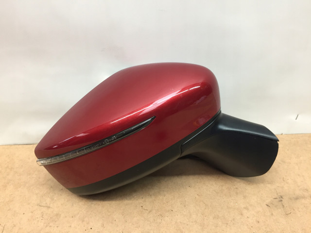 Zpětné zrcátko Nissan