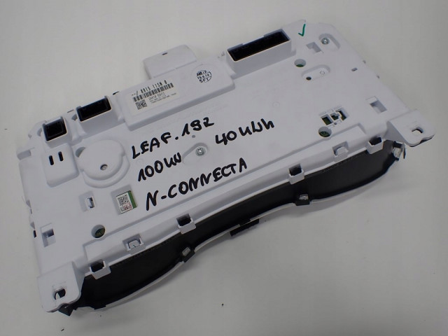 Přístrojová deska Nissan 248105SH1C