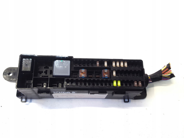 Kuga ii mk2 блок предохранителей 18r.  GV4T-14014-BPE  Ford      