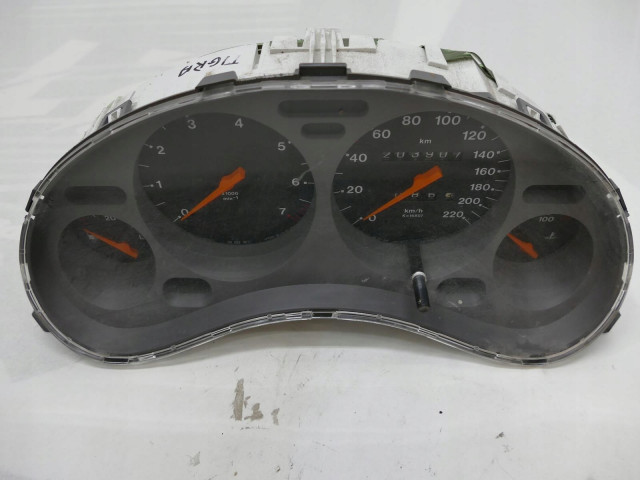 Opel tigra 1.6 16v панель приборов спидометр   81117906 81117906          