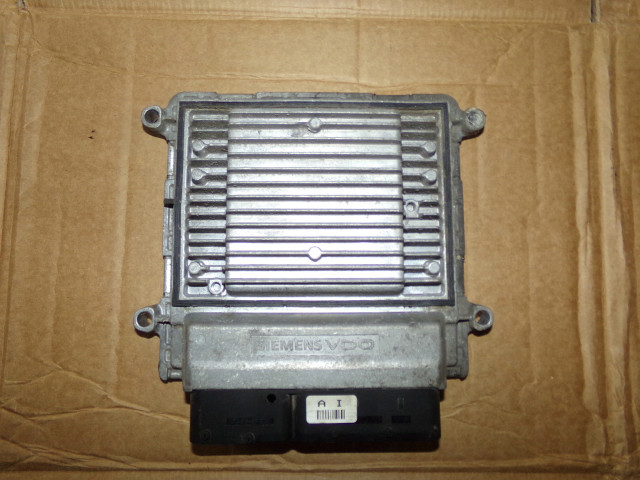 Блок управления 39110-25071 hyundai sonata iv 2.4 b 04-09 39110-25071, -39110-25071