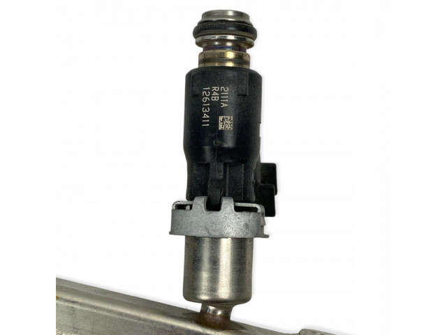 Chevrolet gmc cadillac 10-14r топливная рампа  12613411, 12613404 12614818  General Motors    