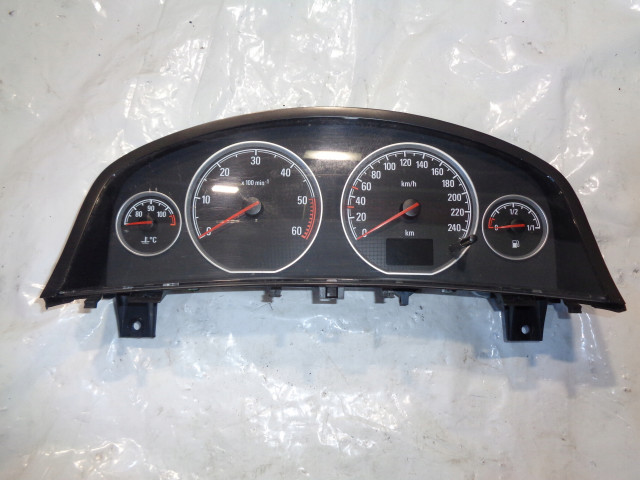 Vectra c 3.0 cdti панель приборов спидометр 13193079qu Opel