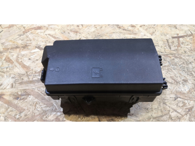 Pojistková skříňka Camaro SS 09-15 92238272 Chevrolet