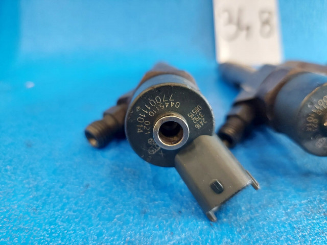 Vstřikovač 0445110021 Bosch Diesel