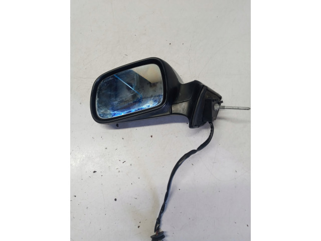 Zpětné zrcátko  Peugeot      LAKIERU 