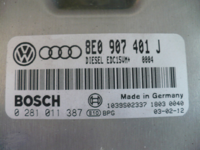 Комплект блоков управления vw passat b5 2.5tdi   8E0907401J  Bosch 