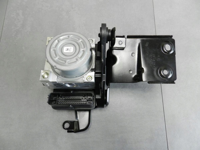 Vw touran 5t блок абс крепеж  3q0907379aa    Volkswagen     