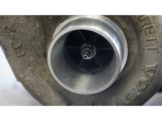 VOLVO C30 C70 V50 S80 V70 Turbodmychadlo 2.4 D5 31219697 Garrett