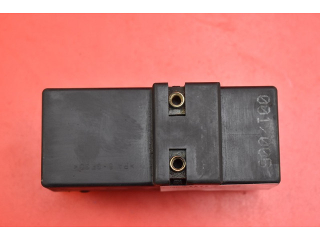 МОДУЛЬ УПРАВЛЕНИЯ ВЕНТИЛЯТОРОВ SEAT TOLEDO II 1.6 8V 99R 1J0919506G