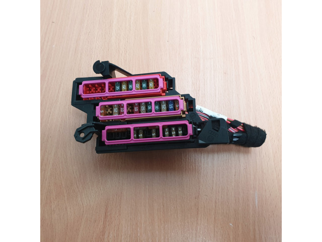 Блок предохранителей audi q5  8K0971845A, 8K0971845        