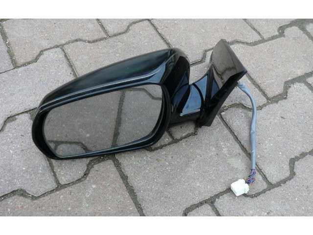 Zpětné zrcátko  Nissan      LUSTERKO 