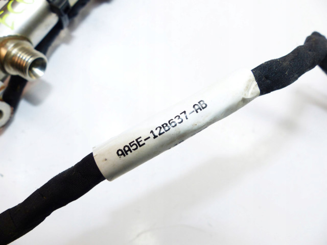 Vstřikovací lišta BA5E9F593AB, BA5E-9D280-AA Ford pro benzínový motor