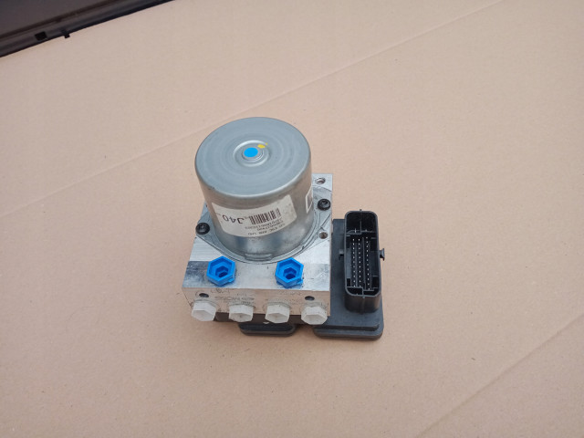 Kia ceed iii блок абс j7589-30900 58900j7400  J75890900, J7589-300900       