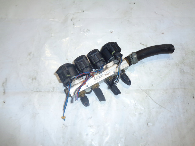 Vstřikovací lišta 67R-010973, 67R010973 Fiat pro benzínový motor