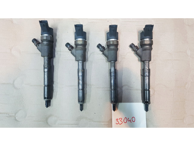 Vstřikovač 23670-33040 Toyota Diesel