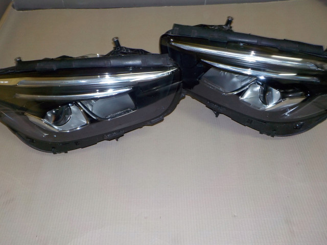 Přední světlo A2479062503 Mercedes-Benz