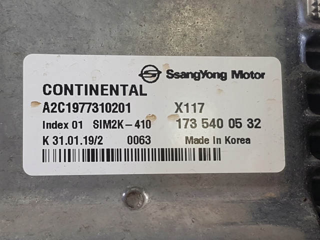 TIVOLI XLV БЛОК УПРАВЛЕНИЯ ДВИГАТЕЛЕМ 1.6 E-XGI 19r.  1735400532  SsangYong  