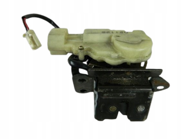 Zamek ЗАДН. rygiel ЗАСЛОНКИ bagażnika Mazda Premacy TYLNIEJ