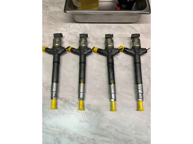 Форсунка toyota 2.0/2.2 denso 23670-0r020  236700R170, 23670-0R120       