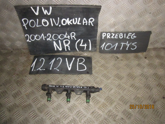 Топливная рампа vw polo iv 1.2 b 01-04r 03E133320, 03E906031