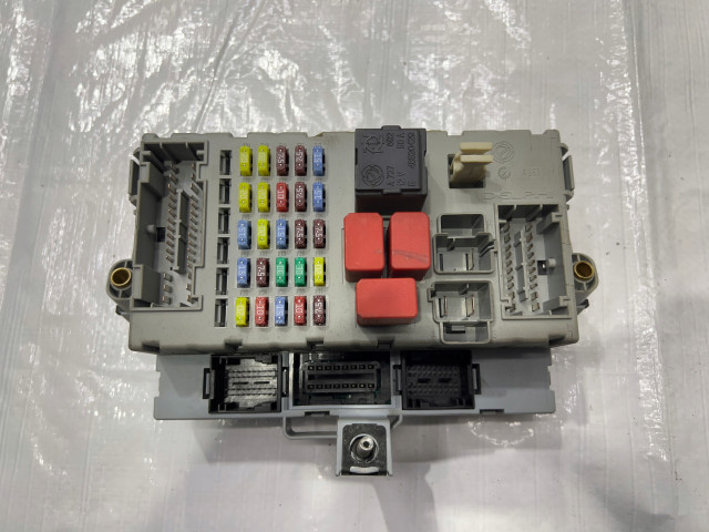 Pojistková skříňka FIAT IDEA 1.4 16V BSI BODY 51754988