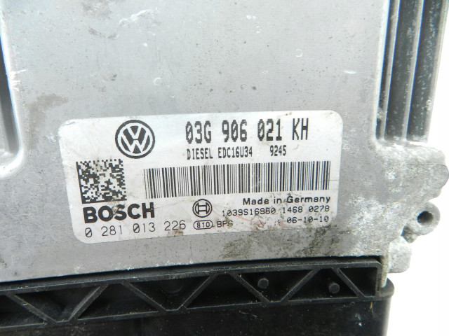 Блок управления двигателем vw jetta iii 1.9 tdi 03g906021kh , 0281013226 03G906021KH Bosch