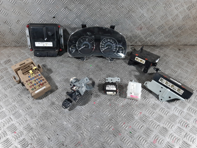 Subaru outback iv 2.0d комплект зажигания модуль управления 22611AP841 22611AP841