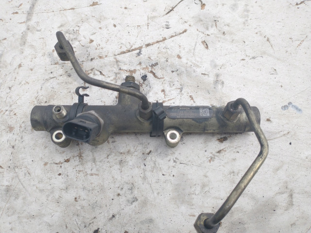 Vstřikovací lišta 059130089D Audi Diesel