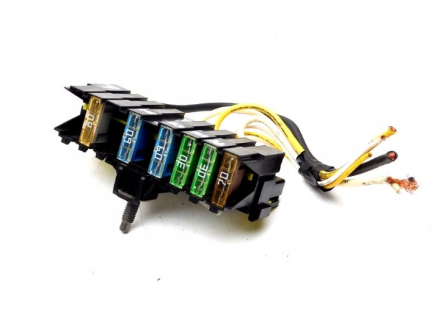 02/22 peugeot 207 блок блок предохранителей 6505166