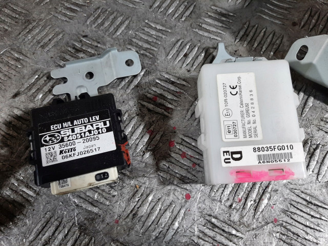 Subaru outback iv 2.0d комплект зажигания модуль управления 22611AP841 22611AP841