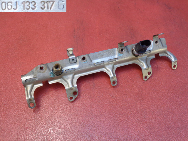 Vstřikovací lišta 06J133317G, 06J906051B 06J906051B Audi pro benzínový motor