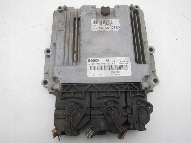 БЛОК УПРАВЛЕНИЯ 0281030973 237102747R RENAULT  0281030973,   Bosch 