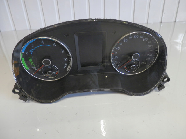 Přístrojová deska Volkswagen 5C6920873B 5C6920873B